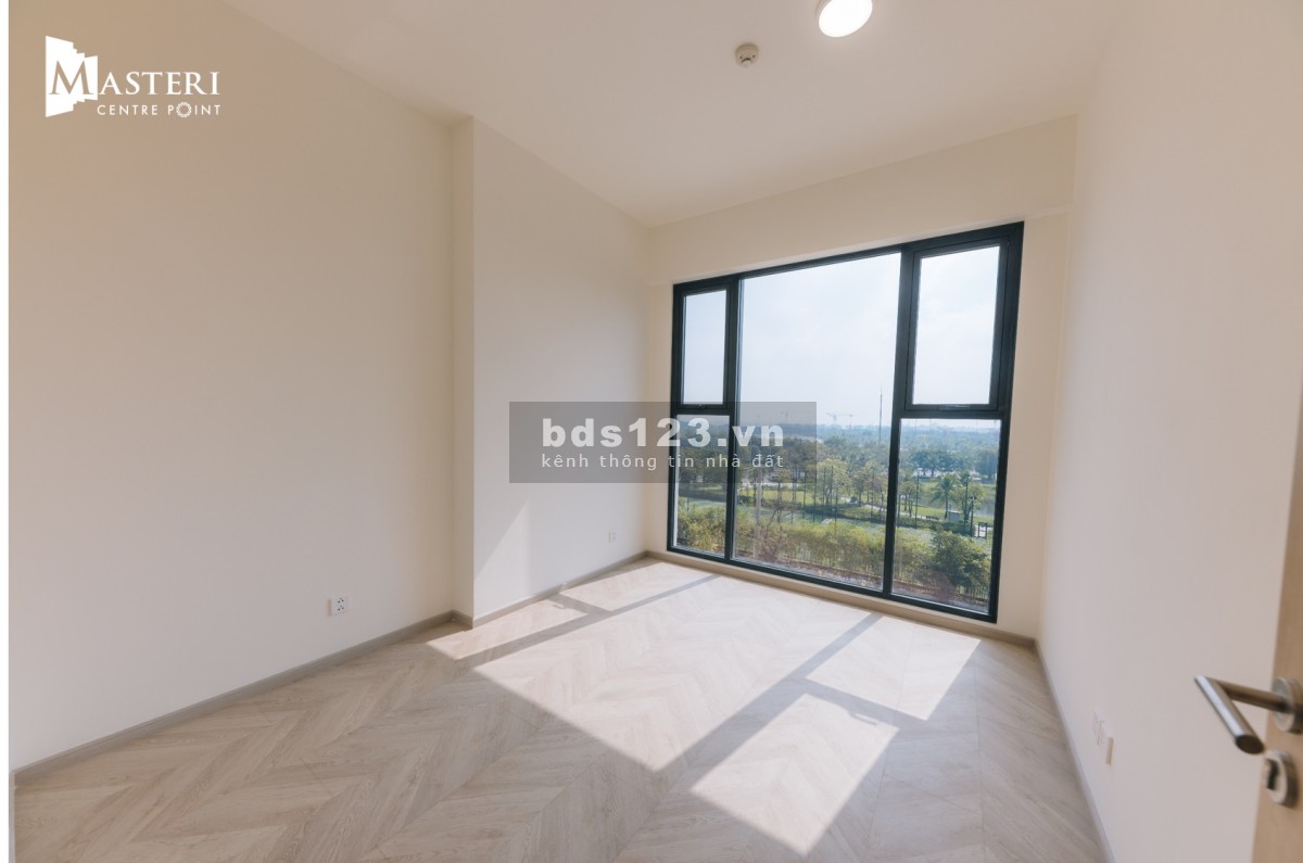 Bán gắp căn hộ 2PN, DT 82m² Masterise Centre Point tại Vinhomes Grand Park, giá 3.6 tỷ (43tr/m²)