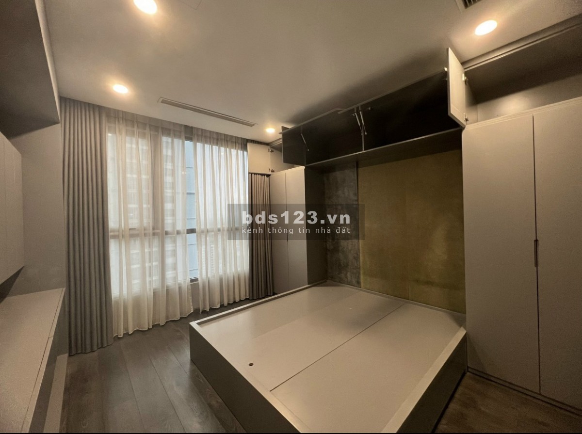 Bán căn 2 phòng ngủ toà P01 tại Vinhomes Times City