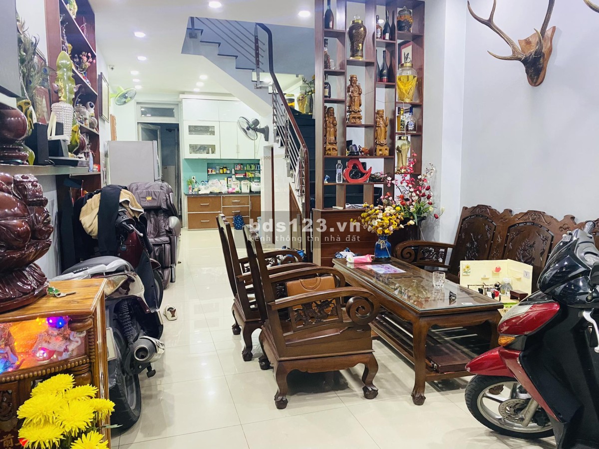 Tân Bình - hxh Trường Chinh - nhà đẹp ở liền - 4 tầng 5 phòng ngủ - diện tích 4x15 - chỉ nhỉnh 5 tỷ