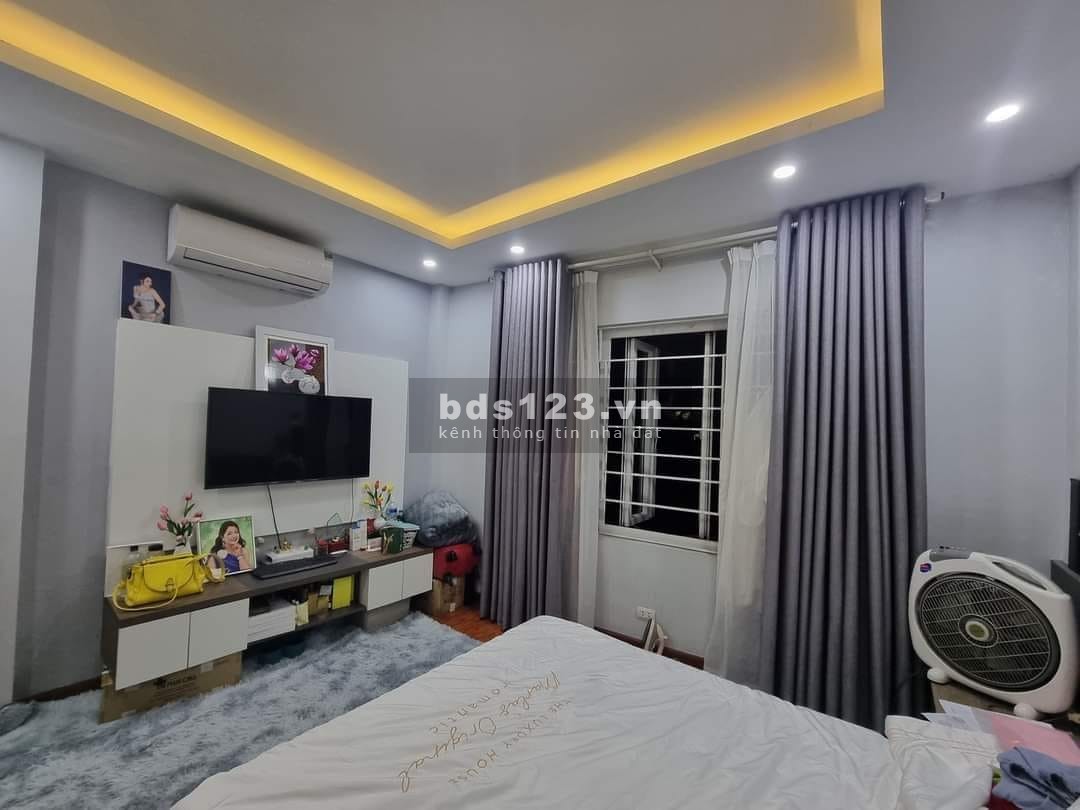 Bán nhà mặt ngõ rộng Nguyễn Đức Cảnh, 55m2 hiếm có khó tìm, giá 5 tỷ 3.