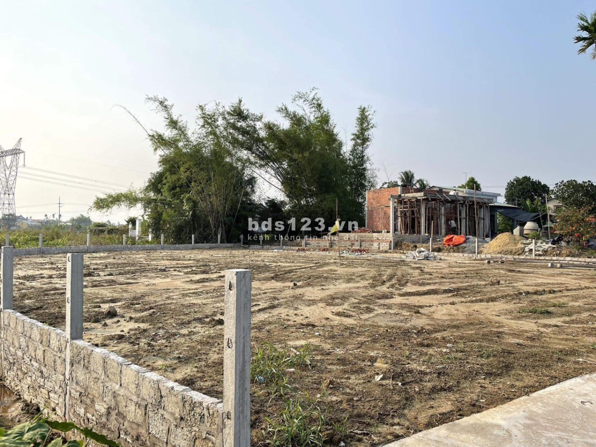 Chính chủ cần bán 03 lô, vị trí cao ráo không lụt lội