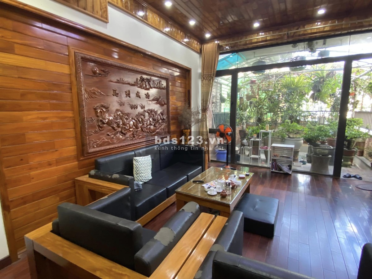 Bán nhà 4 tầng, diện tích đất 83m2 tại Nam Hồng, Đông Anh