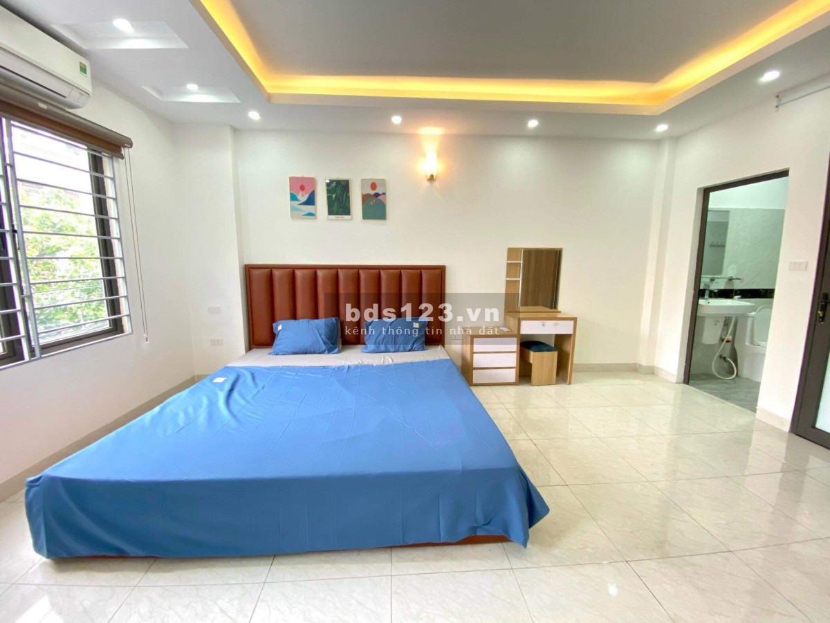 Bán nhà Vạn Phúc, Hà Đông 32m² x 5 tầng nội thất lung linh, ô tô đỗ cửa, cách chợ chỉ 10m