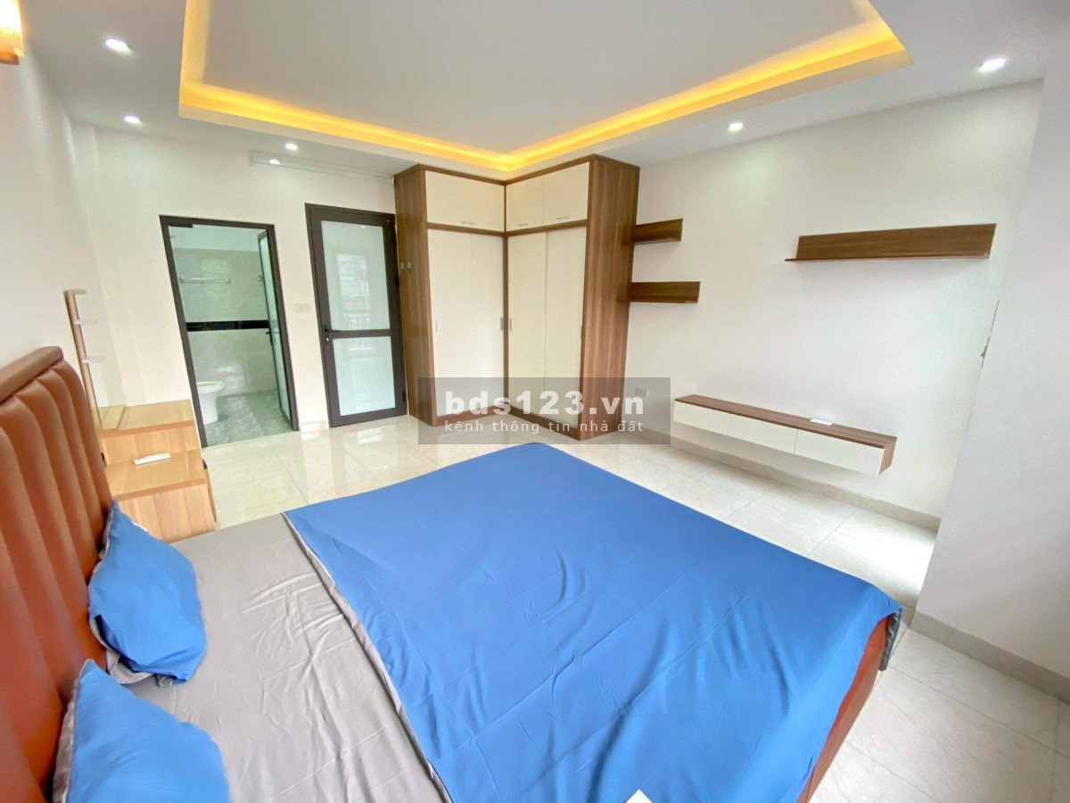 Bán nhà Vạn Phúc, Hà Đông 32m² x 5 tầng nội thất lung linh, ô tô đỗ cửa, cách chợ chỉ 10m