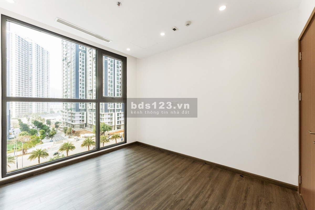 Nhận nhà ngay - Căn hộ 2 PN 2 WC 64M2 CHỈ 3,3 tỉ tại KĐT Vinhomes Smart City