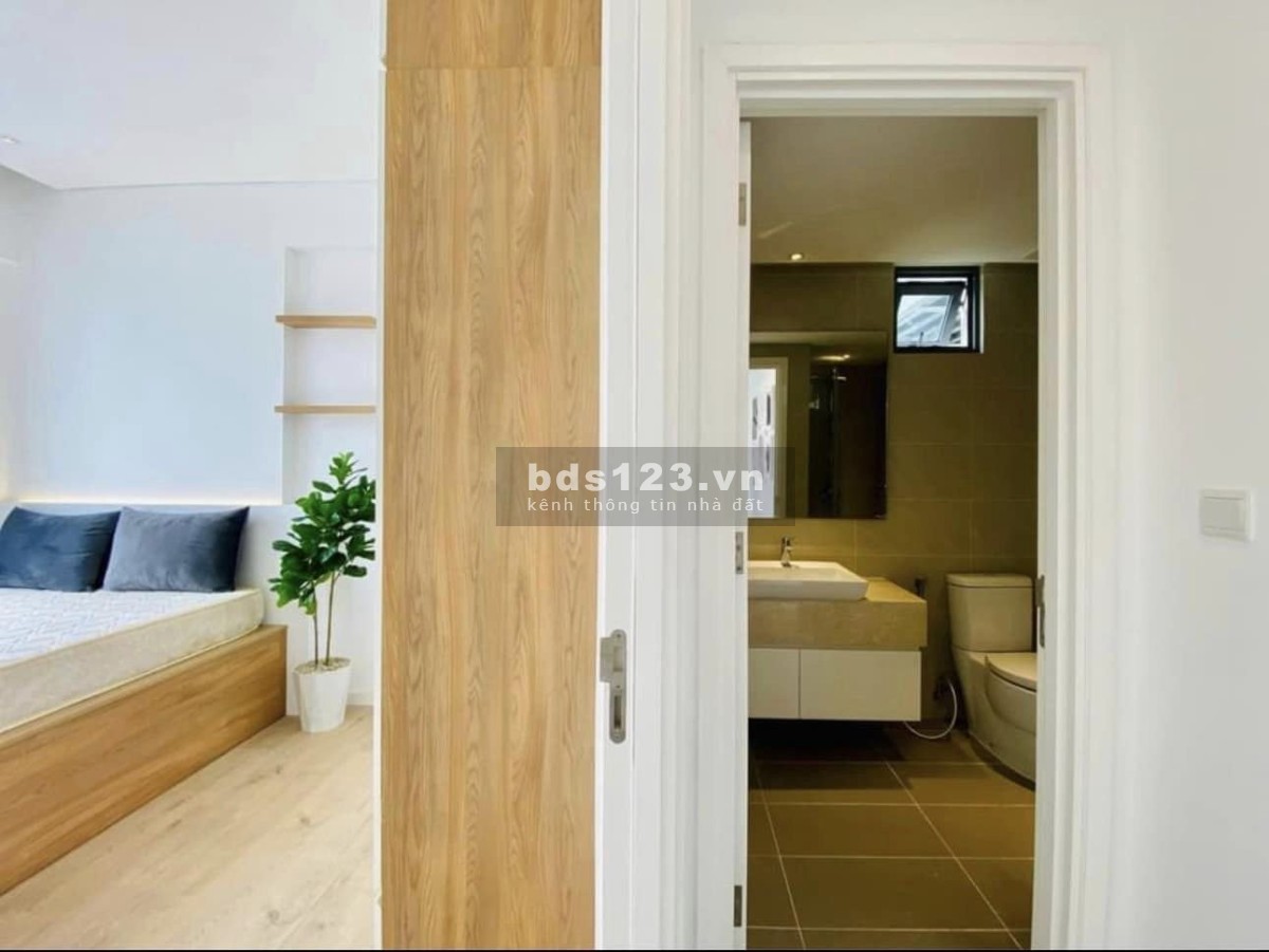 Bán căn 2 pn, giá chỉ 7.3 tỷ, tầng cao, view thoáng, nhà full nội thất mới, LH0362347977.