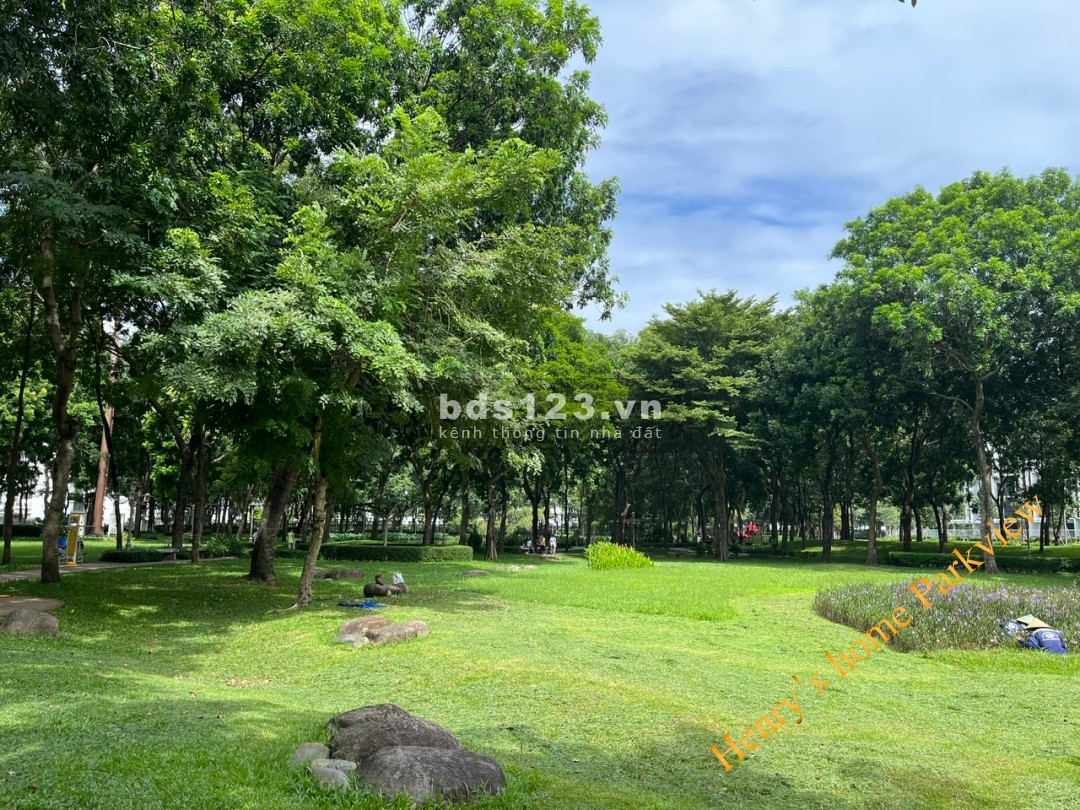 Cho thuê hộ khách sạn E705 Ruby sang, đẹp, không muỗi, bếp phòng riêng, cửa sổ rộng, gió mát lộng.