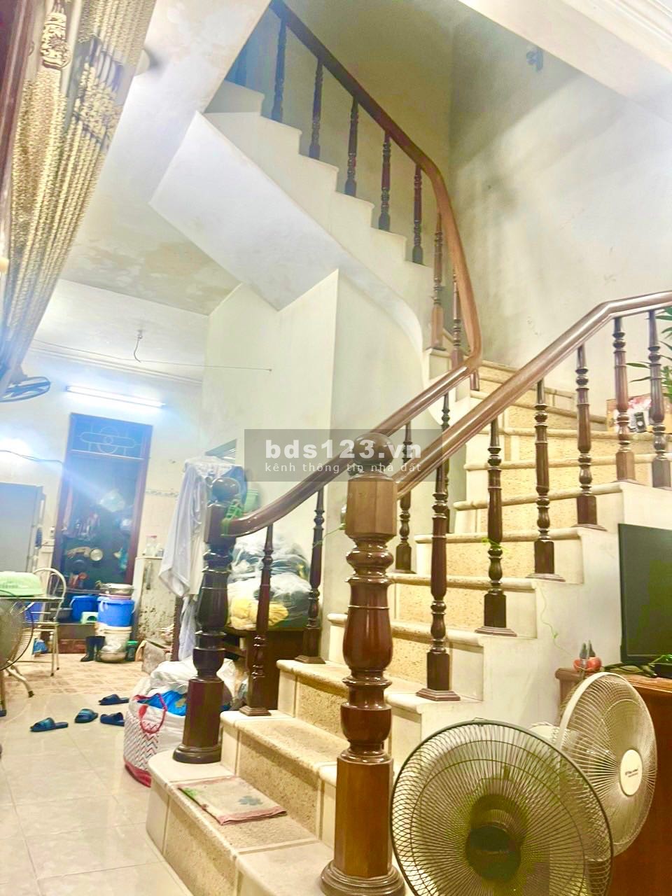 Cần bán nhà khu dân trí cao Tây Hồ, ngõ thông, diện tích 80m2, giá 8,8 tỷ