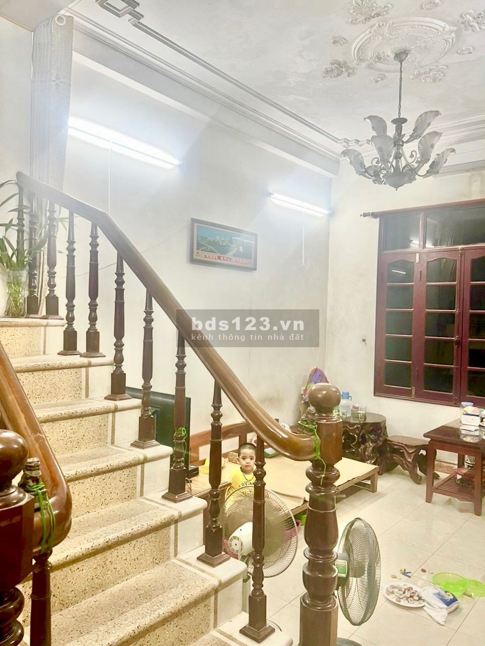 Cần bán nhà khu dân trí cao Tây Hồ, ngõ thông, diện tích 80m2, giá 8,8 tỷ