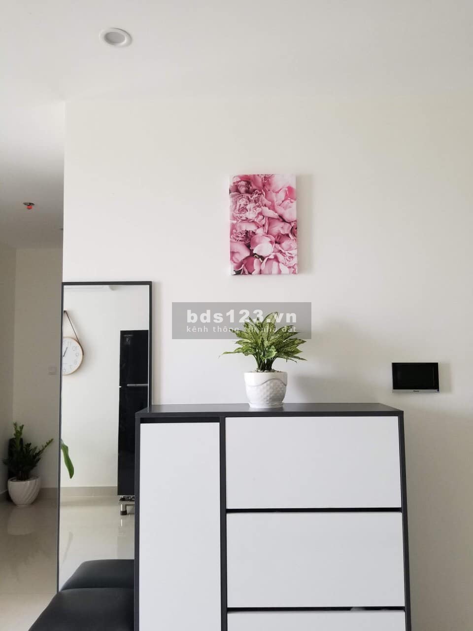 Cho thuê căn hộ Vinhomes quận 9, 2PN, 2WC giá 6TR, nhiều căn để chọn. Gọi ngay & zalo 0908.006.009