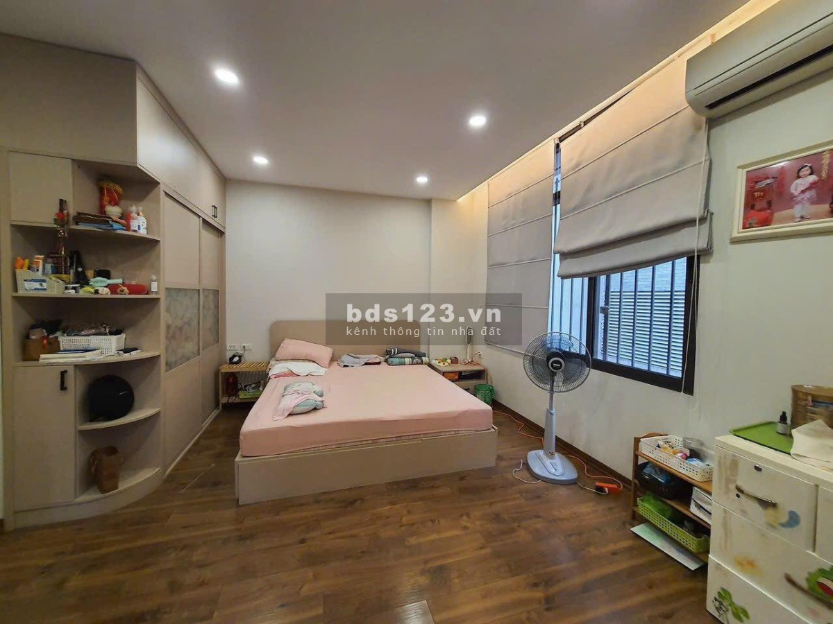 Bán nhà Phân Lô 6,5 tầng phố Vương Thừa Vũ