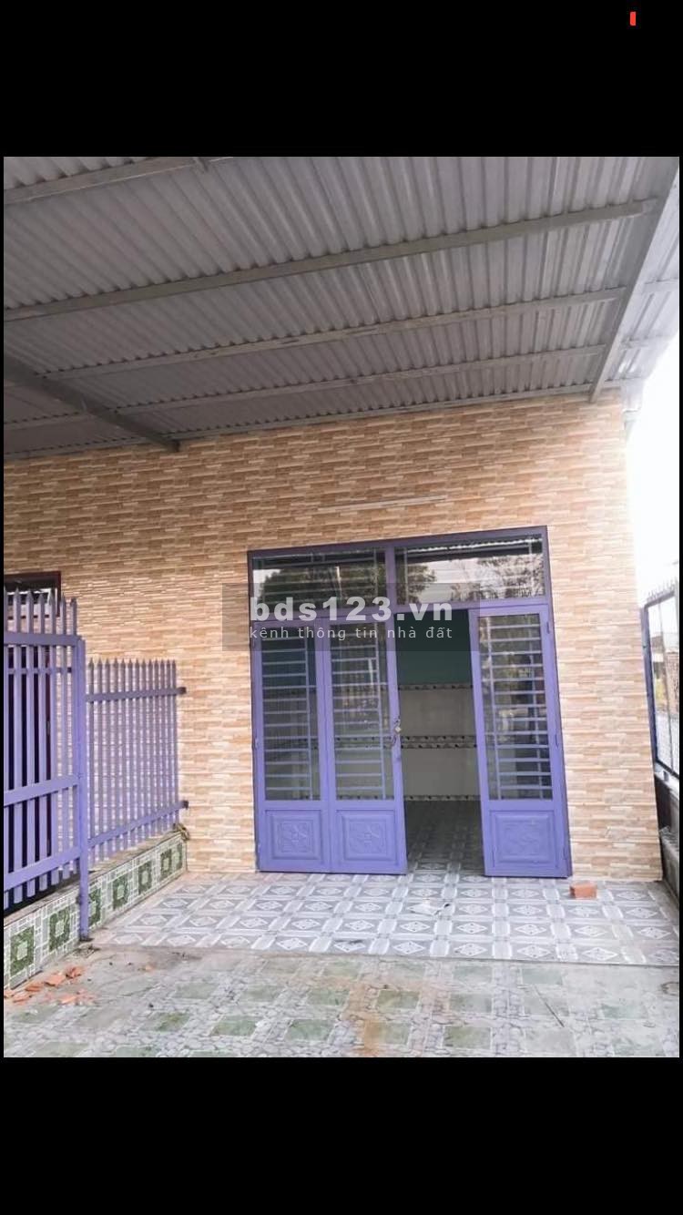 Cần bán nhà lô góc 2mt 435m2 thuộc ngay trung tâm TX Bình Long cực đẹp- Giá siêu đầu tư!