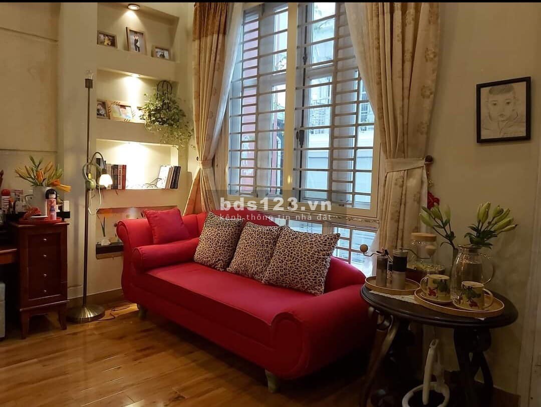 Bán nhà siêu hiếm Nguyễn Chí Thanh – Ô TÔ tránh - VỈA HÈ – DT105m2.Giá