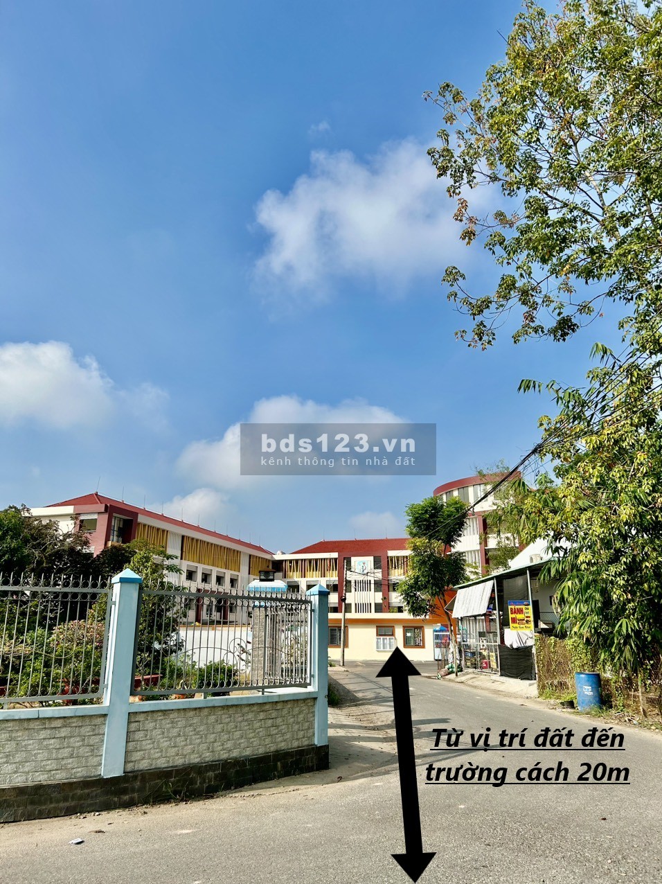 Bán đất Định Hòa, Thủ Dầu Một đối diện trường học, sổ sẵn, thổ cư, mặt tiền kinh doanh