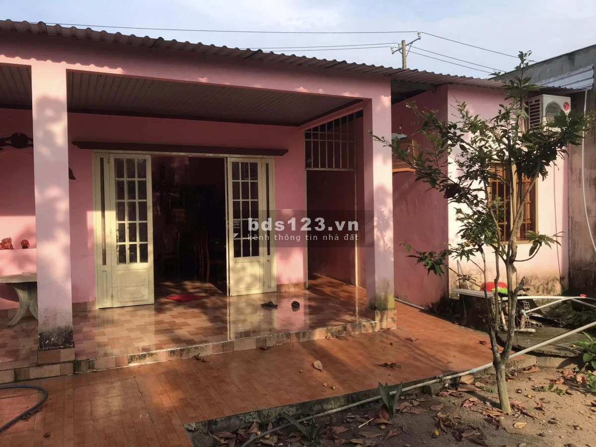 Cần bán đất diện tích 426.8m2 với 200m2 thổ cư tại Xã Phú Hòa Đông, Huyện Củ Chi, TP.HCM.