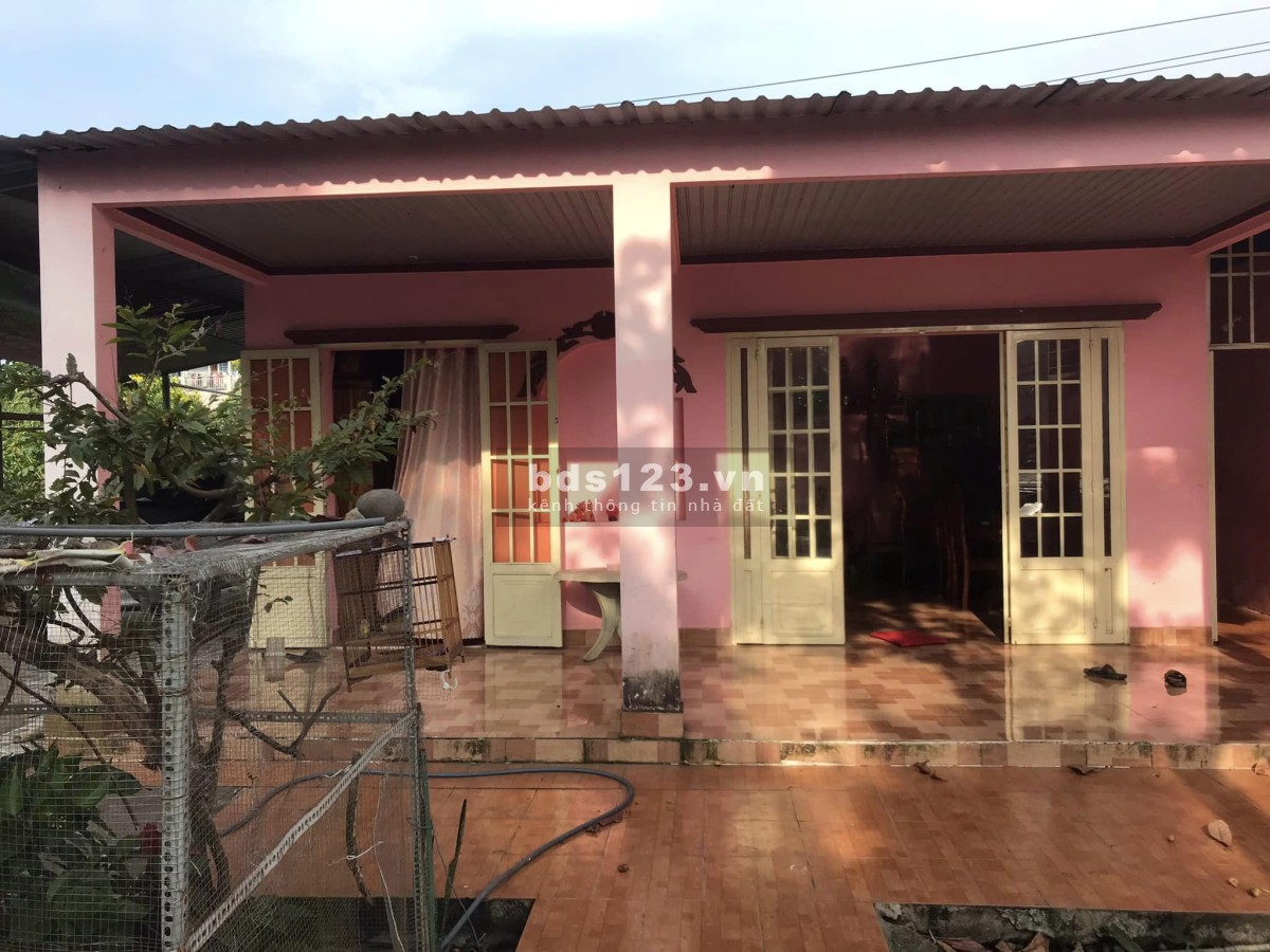 Cần bán đất diện tích 426.8m2 với 200m2 thổ cư tại Xã Phú Hòa Đông, Huyện Củ Chi, TP.HCM.