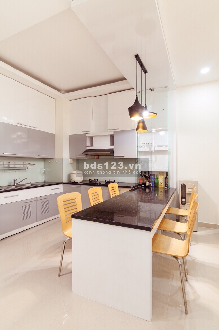 Cần cho thuê căn hộ Khánh Hội 2, 360 Bến Vân Đồn, P.1, Q.4, diện tích 100m2, 11.5tr