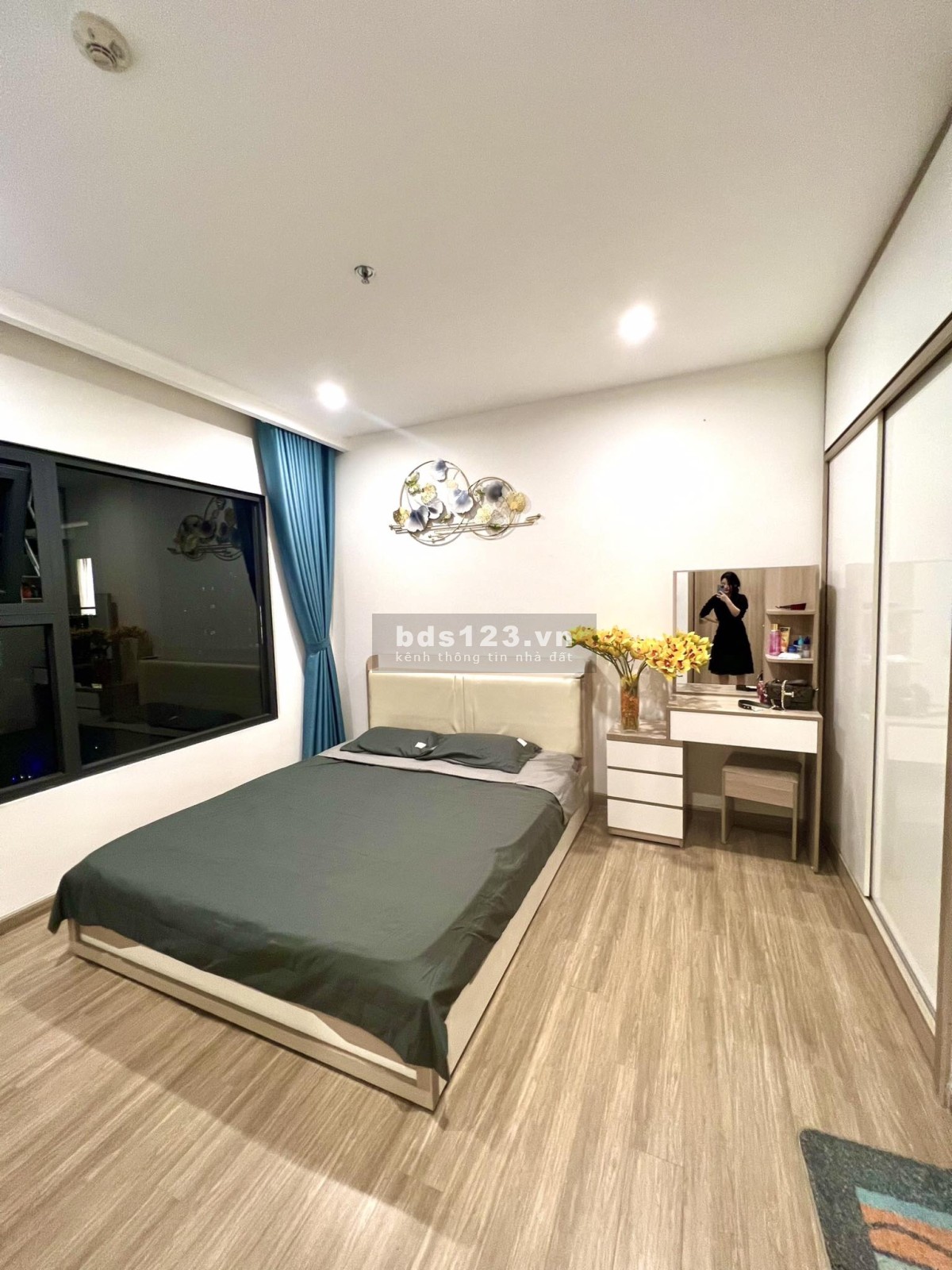 Chính Chủ cho thuê căn hộ 3PN Full Nội Thất Siêu Đỉnh 14.5 triệu/tháng Vin Smart City Lh: 0971799685