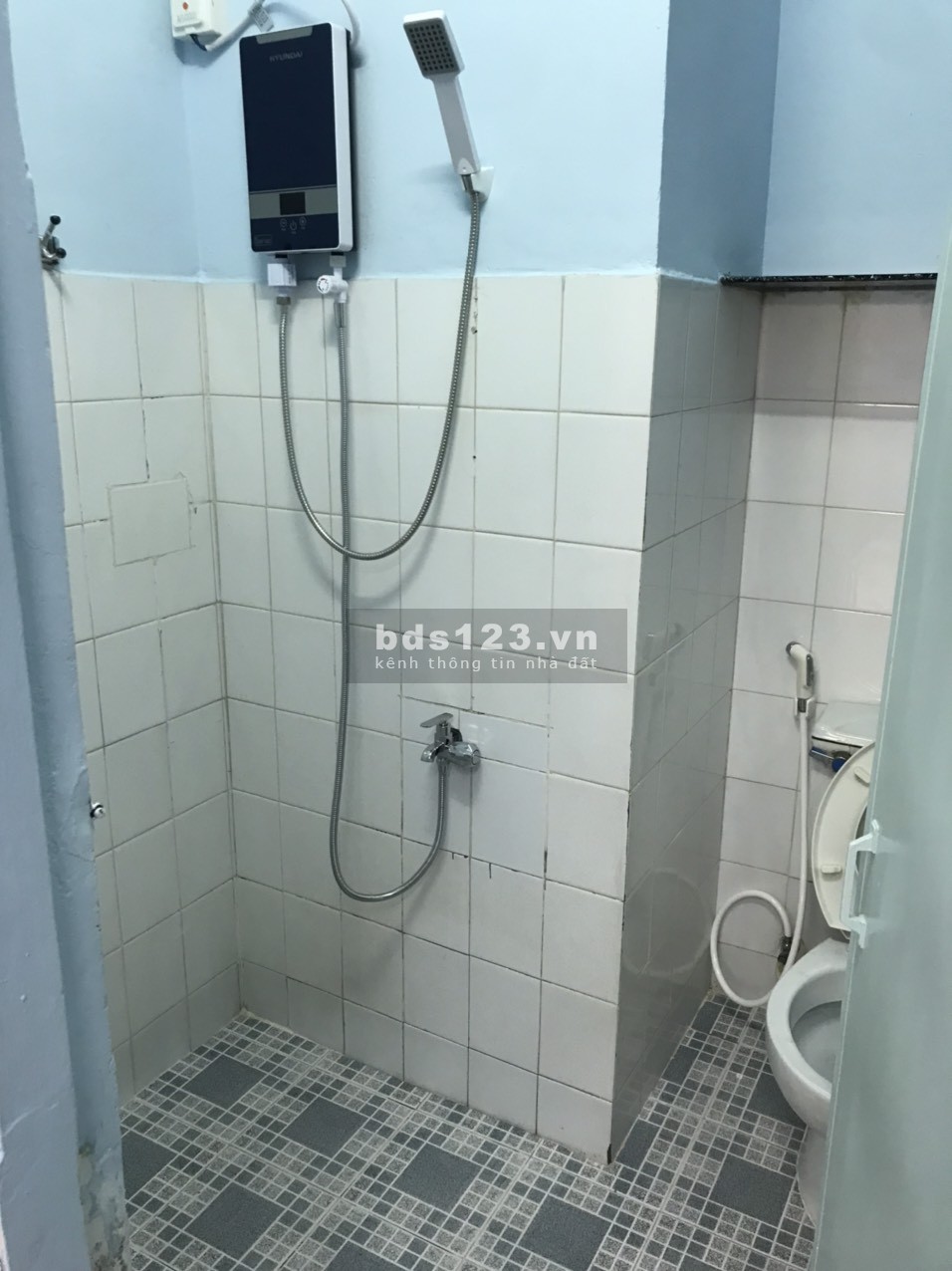 Cho thuê nhà 1 lầu 1 lửng 62/18 Ngô Tất Tố P19 Bình Thạnh giá 6.5tr