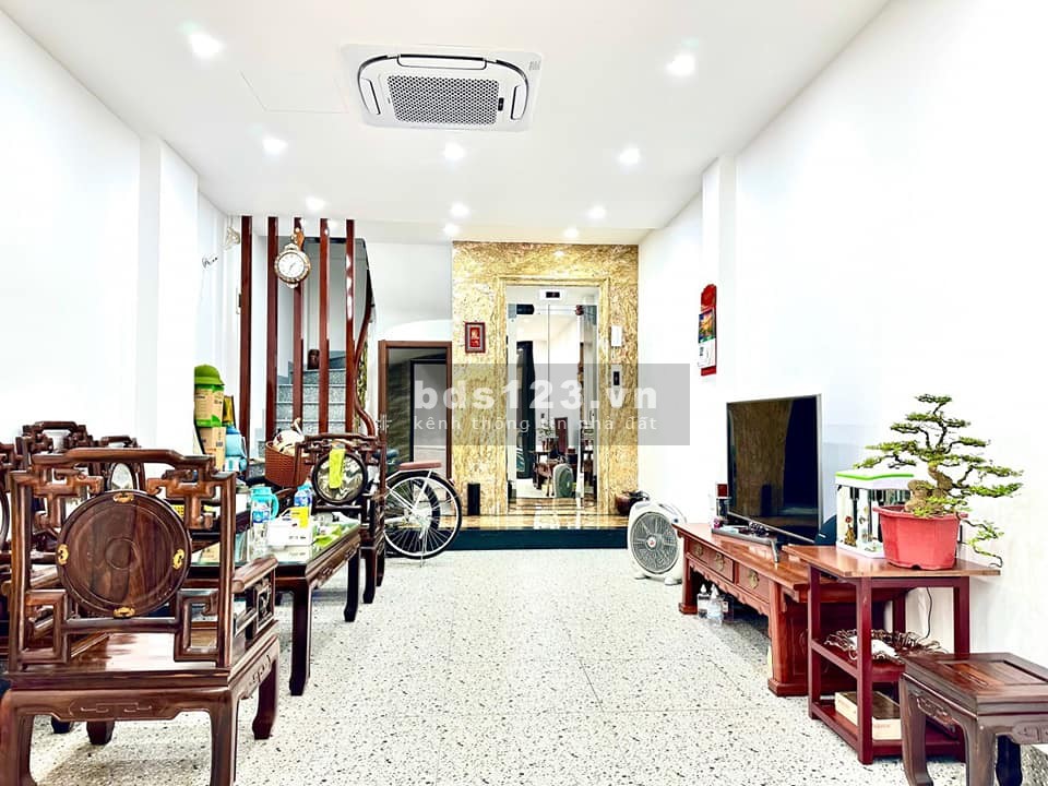 Bán nhà 5 tầng mặt phố Cù Chính Lan-Thanh Xuân, tiện ích ngập tràn giao thông thuận lợi, giá 13.8 tỷ