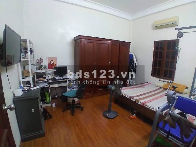 Bán nhà cao 4 tầng mặt phố Bà Triệu Hà Đông, kinh doanh sầm uất, giá bán 13 tỷ