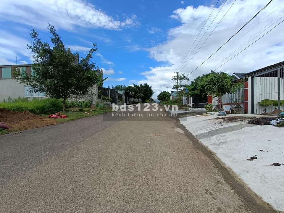 gia đình kẹt tiền cần bán nhanh lô đất tại kon tum giá siêu rẻ