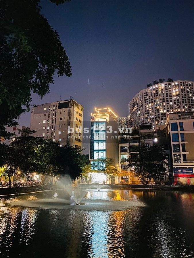 Bán nhà đẹp 8 tầng có thang máy, siêu phẩm mặt phố Cự Lộc, Thanh Xuân, giá 25 tỷ