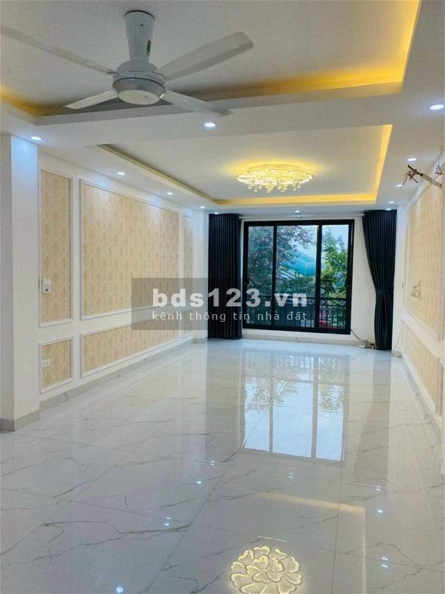 Bán nhà 6 tầng mặt đường Lê Trọng Tấn - Hà Đông, có thang máy, giá 12.7 tỷ