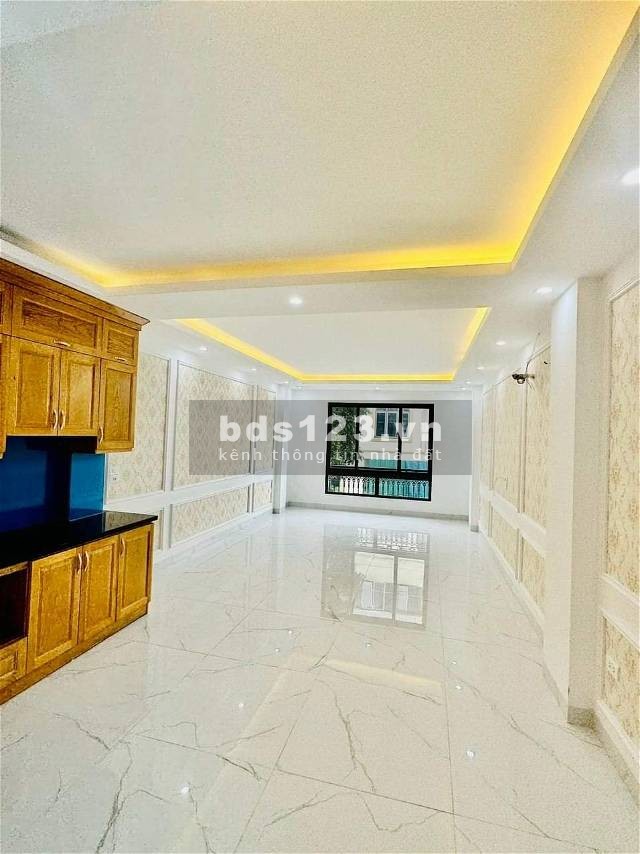 Bán nhà 6 tầng mặt đường Lê Trọng Tấn - Hà Đông, có thang máy, giá 12.7 tỷ