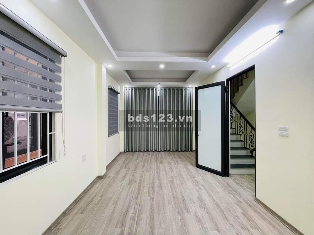 Bán nhà đẹp 5 tầng phố Khương Trung - Thanh Xuân, giá 4.75 tỷ