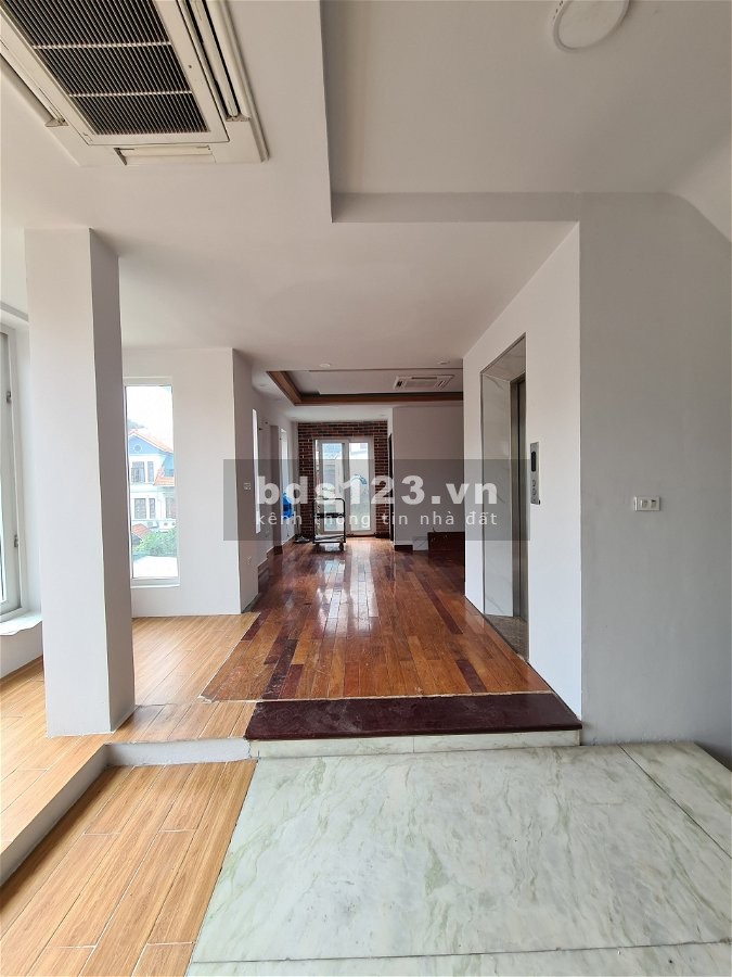 Bán nhà 8 tầng tại phố Vạn Phú Hà Đông, khu vực kinh doanh sầm uất, giá bán 28.5 tỷ