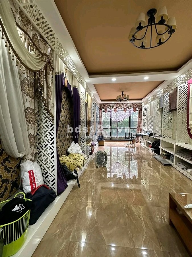 Bán nhà 7 tầng có thang máy, siêu phẩm mặt phố Hồ Đắc Di - Đống Đa, giá 32 tỷ