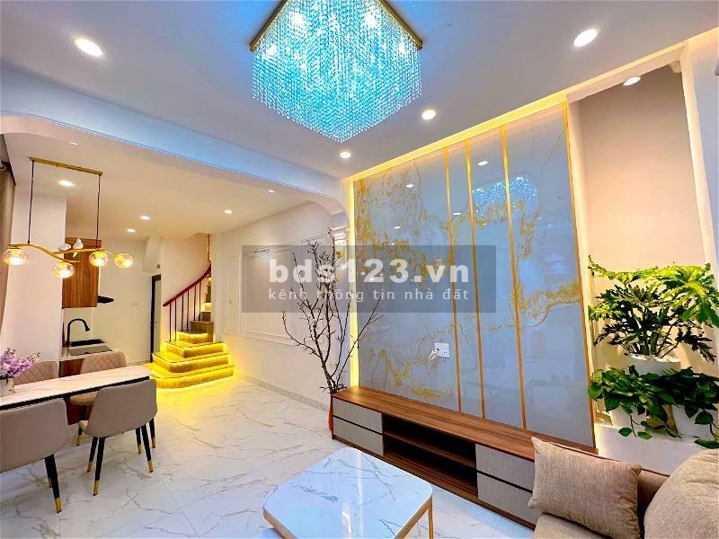 Bán nhà đẹp 51m2, thiết kế 4 tầng phố Cự Lộc - Thanh Xuân, giá bán 5.28 tỷ