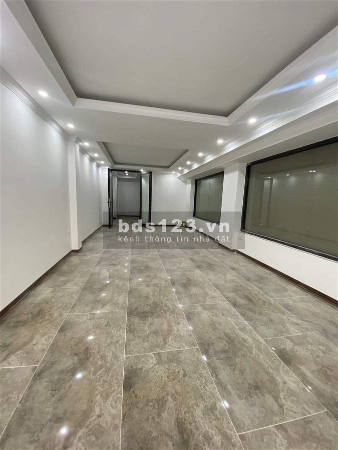 Bán nhà đẹp 6 tầng có thang máy, mặt phố Vương Thừa Vũ - Thanh Xuân, giá 25.9 tỷ