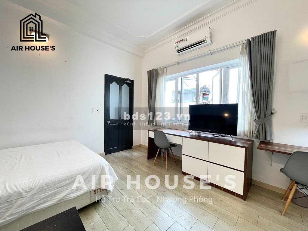 Studio full nội thất ngay trung tâm quân 1 có người giúp việc dọn dẹp, vệ sinh phòng hàng ngày