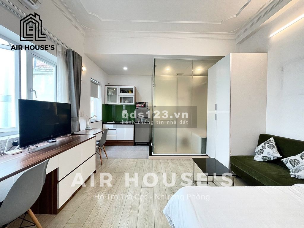 Studio full nội thất ngay trung tâm quân 1 có người giúp việc dọn dẹp, vệ sinh phòng hàng ngày