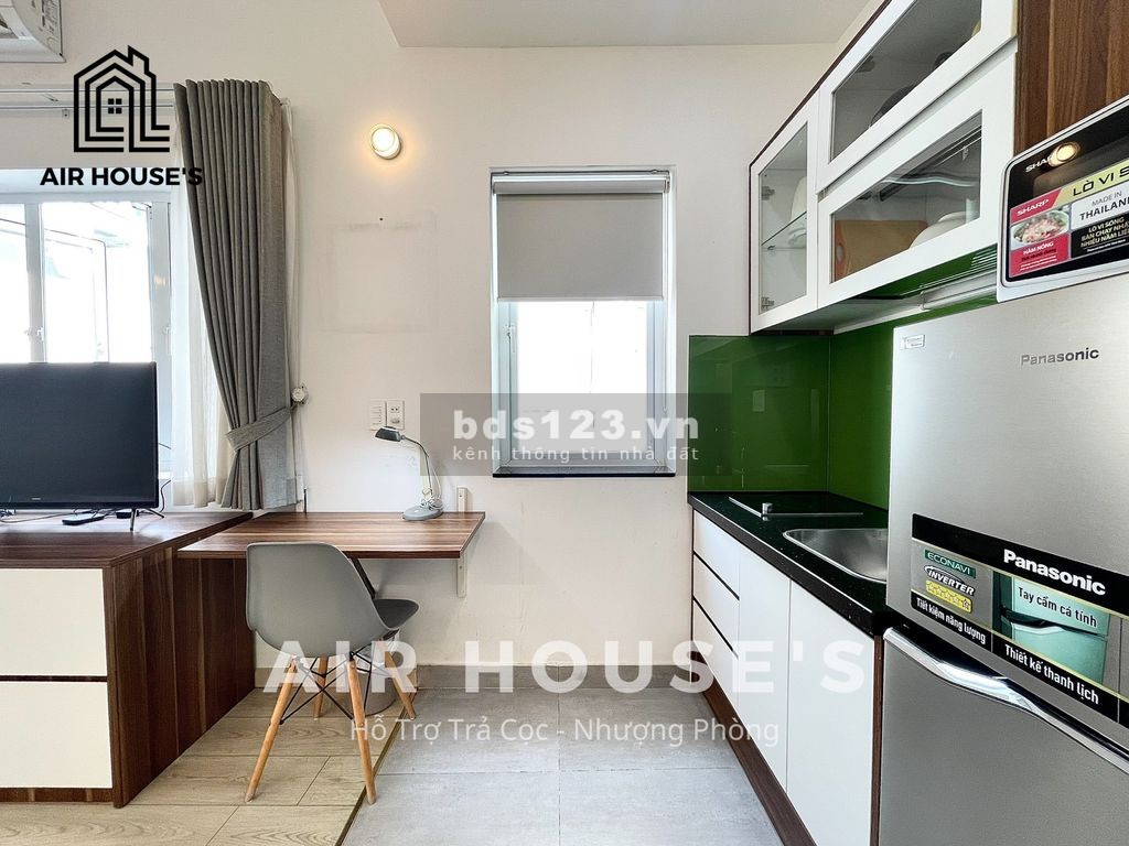 Studio full nội thất ngay trung tâm quân 1 có người giúp việc dọn dẹp, vệ sinh phòng hàng ngày