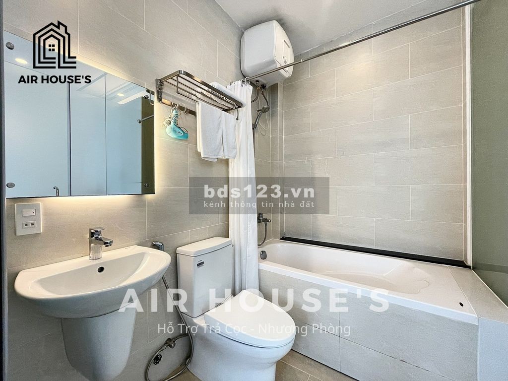 Studio full nội thất ngay trung tâm quân 1 có người giúp việc dọn dẹp, vệ sinh phòng hàng ngày
