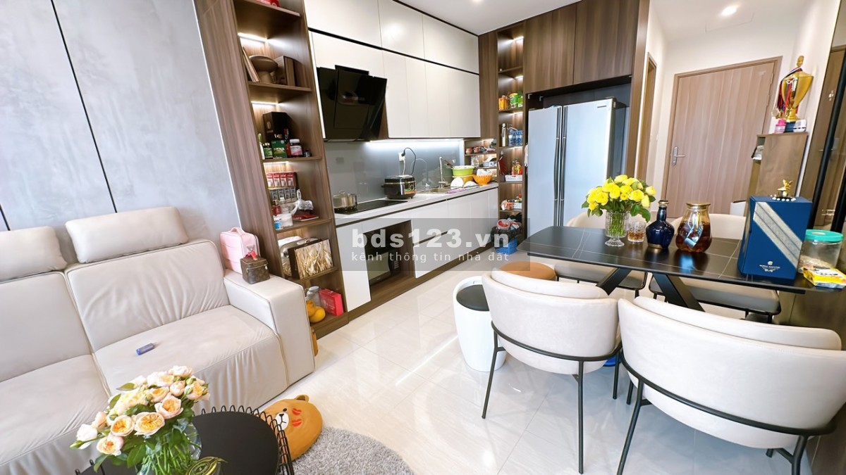 Chủ nhà chuyển công tác cần bán gấp căn hộ tại tòa S403, 62m2, full nội thất mới làm: GIÁ: 2,98 tỷ