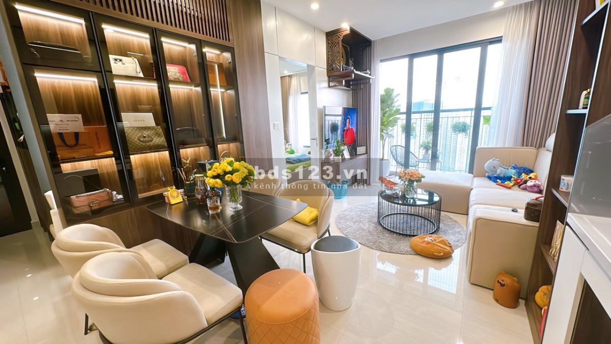 Chủ nhà chuyển công tác cần bán gấp căn hộ tại tòa S403, 62m2, full nội thất mới làm: GIÁ: 2,98 tỷ