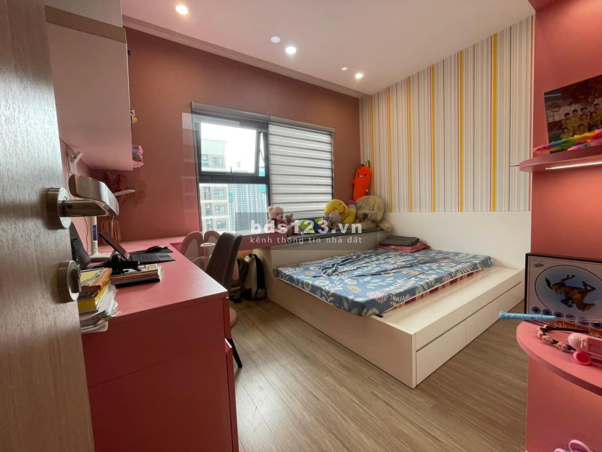SIÊU ĐẸP!! Bán chung cư 2PN Vinhomes Smart City S205 60m2 view thoáng giá chỉ 2 tỷ phun đồ
