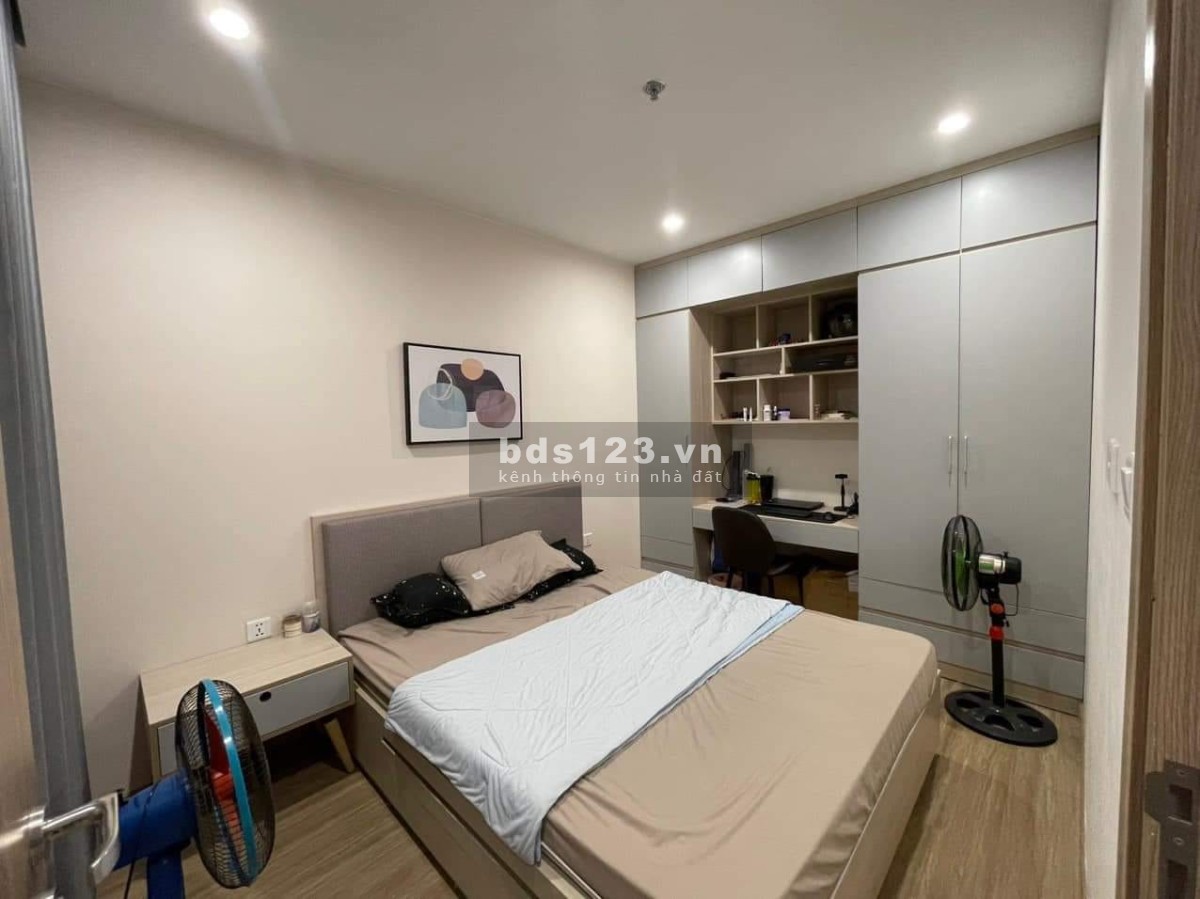 Giá tốt nhất trung tâm, căn 2 pn 2 wc, đầy đủ nội thất, chỉ 1.9 tỷ tại Ocean Park. LH 081 260 2680
