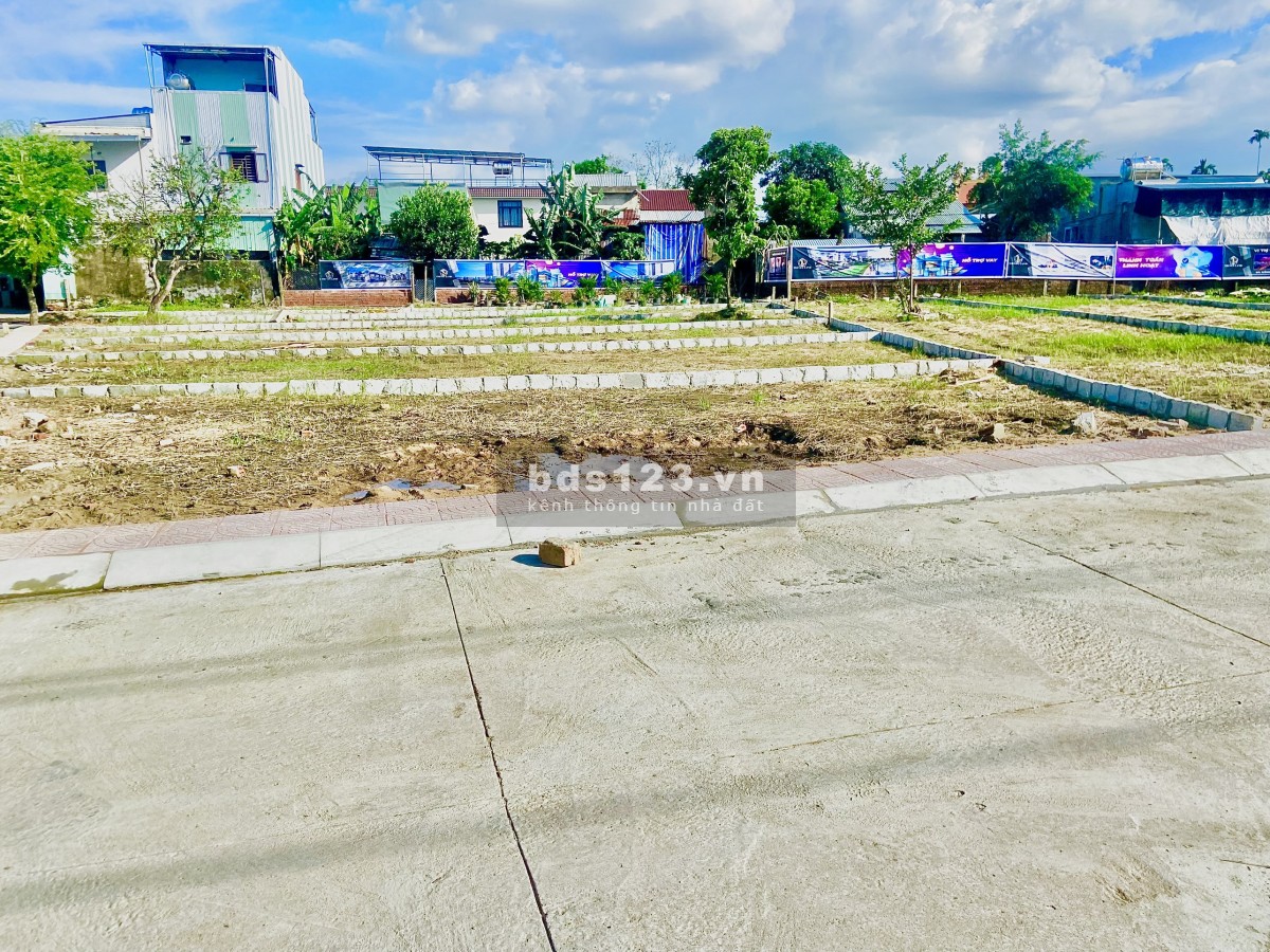 Bán 5 lô đất nền Quảng Nam gần trường tiểu học số 3 Nam Phước. Phù hợp đầu tư và xây nhà ở, mua bán