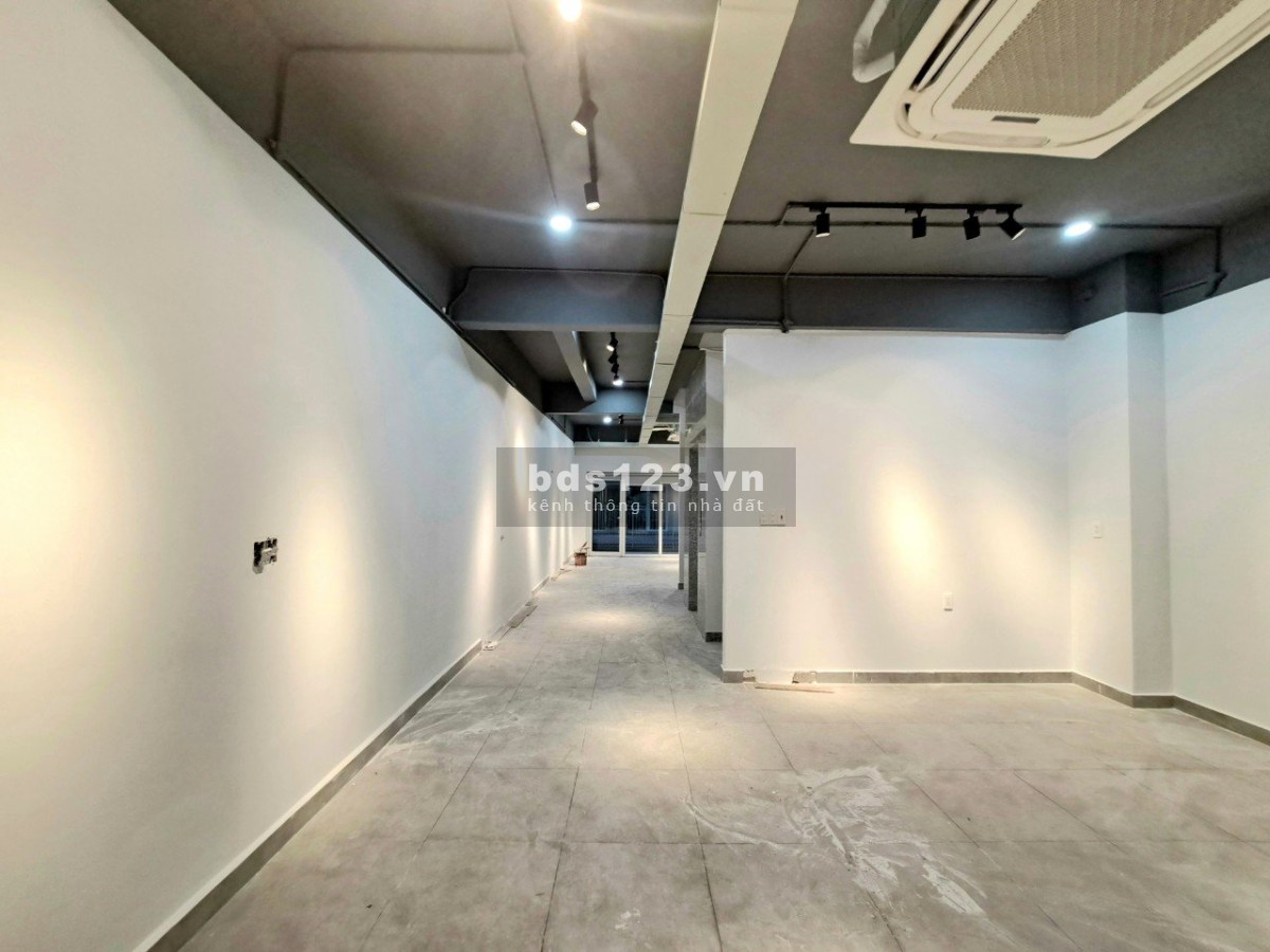 Cho thuê shophouse KĐT Sala giá 85 triệu tháng hoàn thiện cơ bản