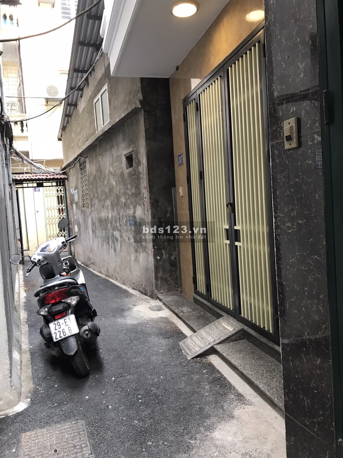 Bán căn nhà tại Thụy Khuê, Tây Hồ, Hà Nội 32m2 giá 4,65 tỷ