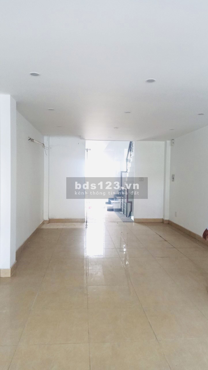 Mặt tiền kinh doanh sầm uất Nguyễn Hoàng, 5 tầng, Quận 2, 4x20m, 22.5 tỷ