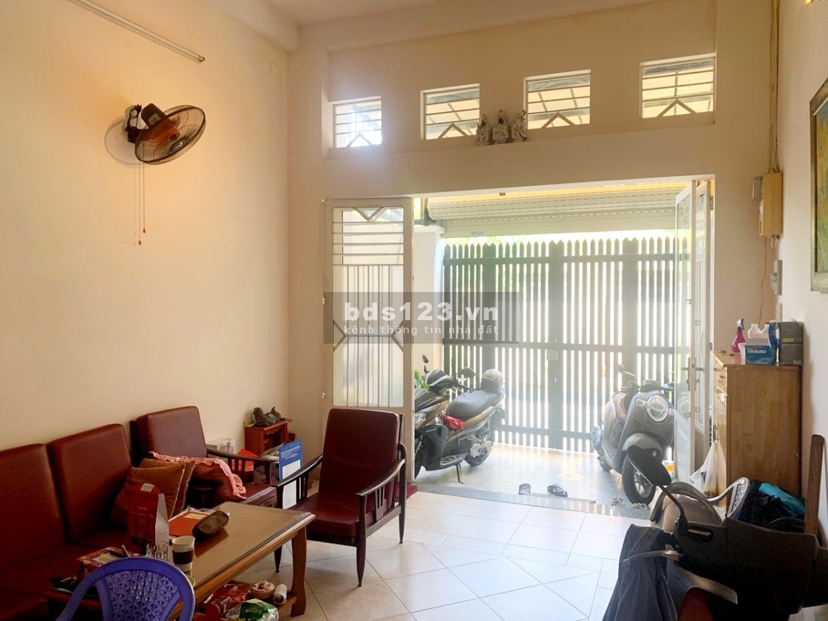 Bán gấp nhà Bình Thạnh 45m2 3 tầng 3PN hẻm ô tô chỉ 5.85 tỷ