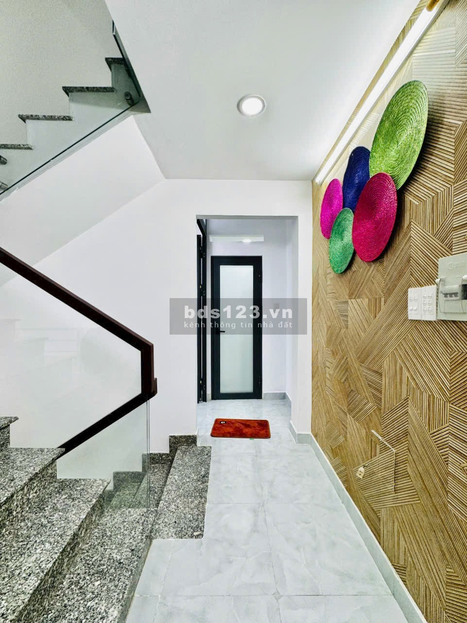 Bán căn nhà phố 4,02x10m đường Nguyễn Văn Lượng.
