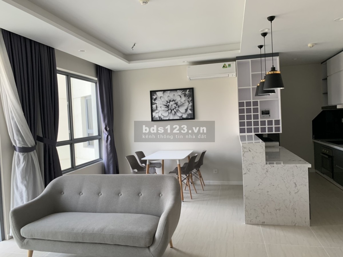 Cho thuê căn 2 phòng ngủ nội thất tối giản hiện đại và đẹp - Đảo Kim Cương Q2