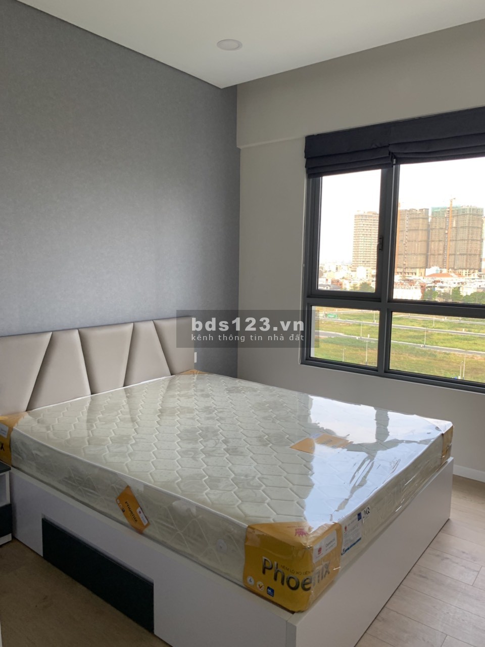 Cho thuê căn 2 phòng ngủ nội thất tối giản hiện đại và đẹp - Đảo Kim Cương Q2
